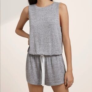 NWT Aritzia Wilfred Free Izabel Romper in Heather White Gray Size M